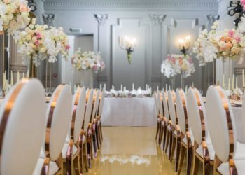 Nettoyer la maison après les fêtes : conseils pour un résultat parfait